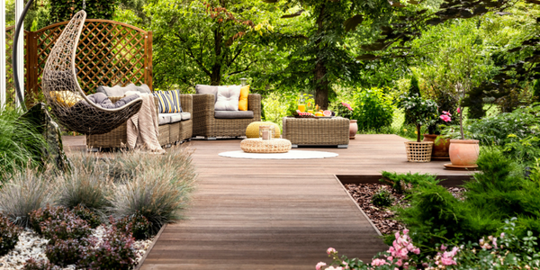 Picking The Right Planter For Your Outdoor Garden